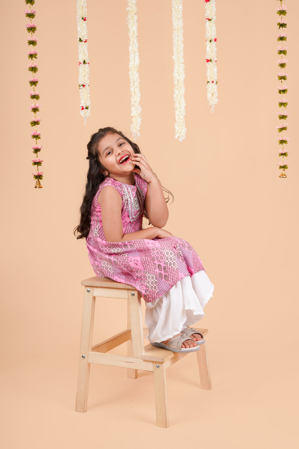 Girls  Printed Round Neck Gotta Patti Pleated A-Line Kurta With Sharara Pink